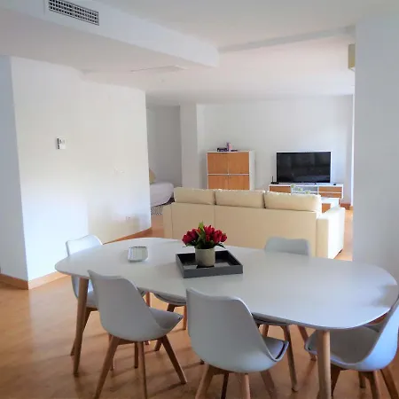 Modern&central Apartment *